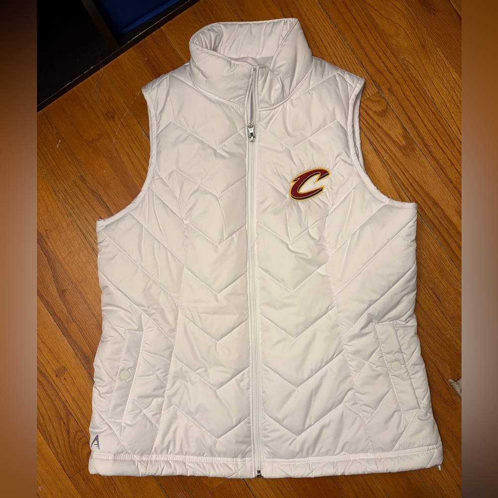 Antigua White Quilted Vest